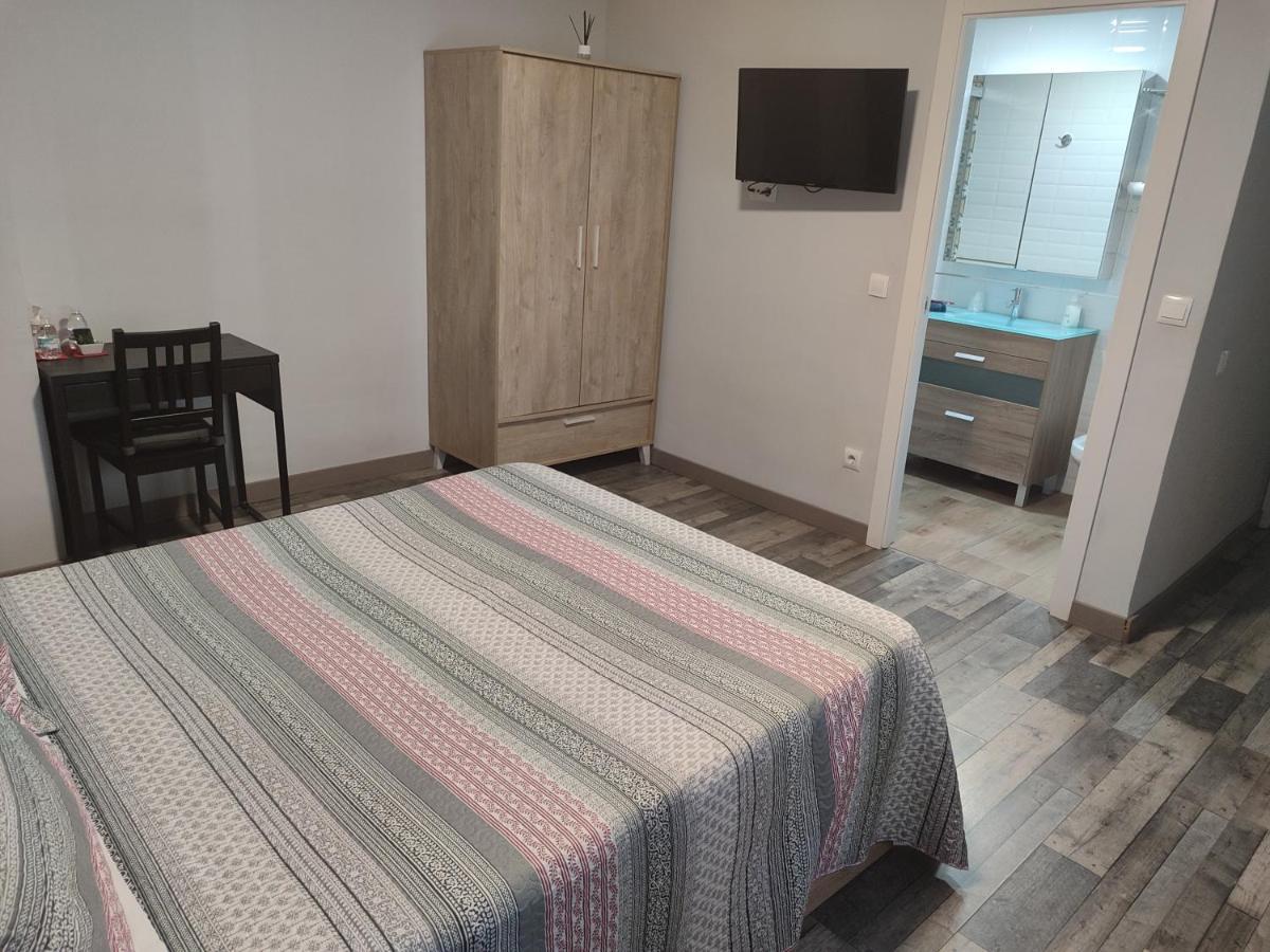 Hostal El Bosque Encantado Толедо Екстериор снимка